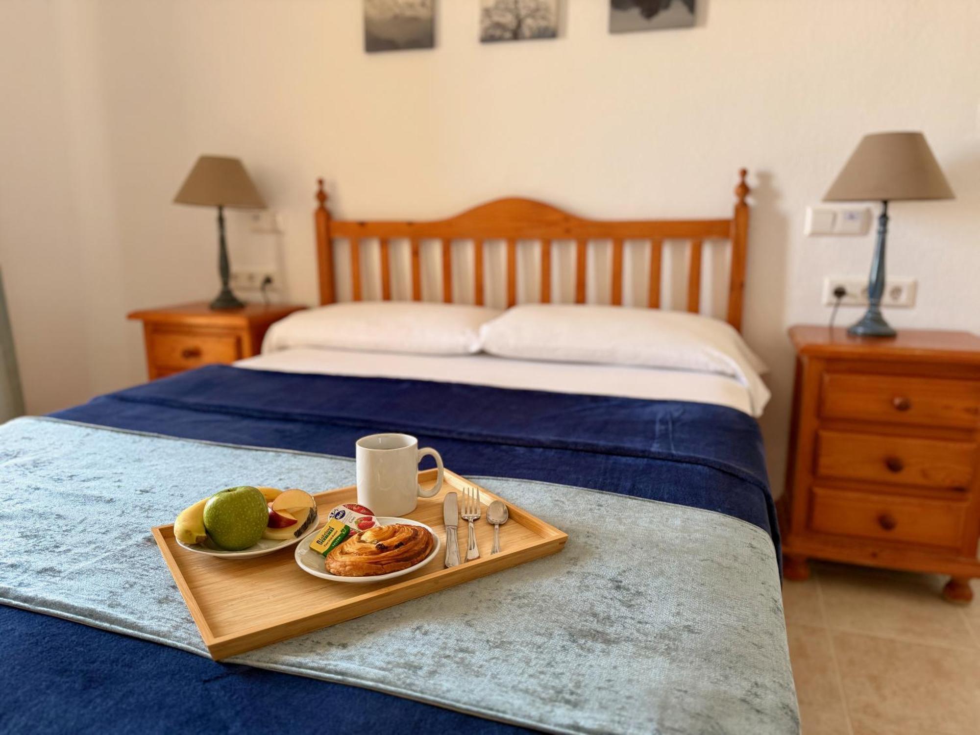 Kingfisher Apartments Benal Beach 贝纳尔马德纳 外观 照片