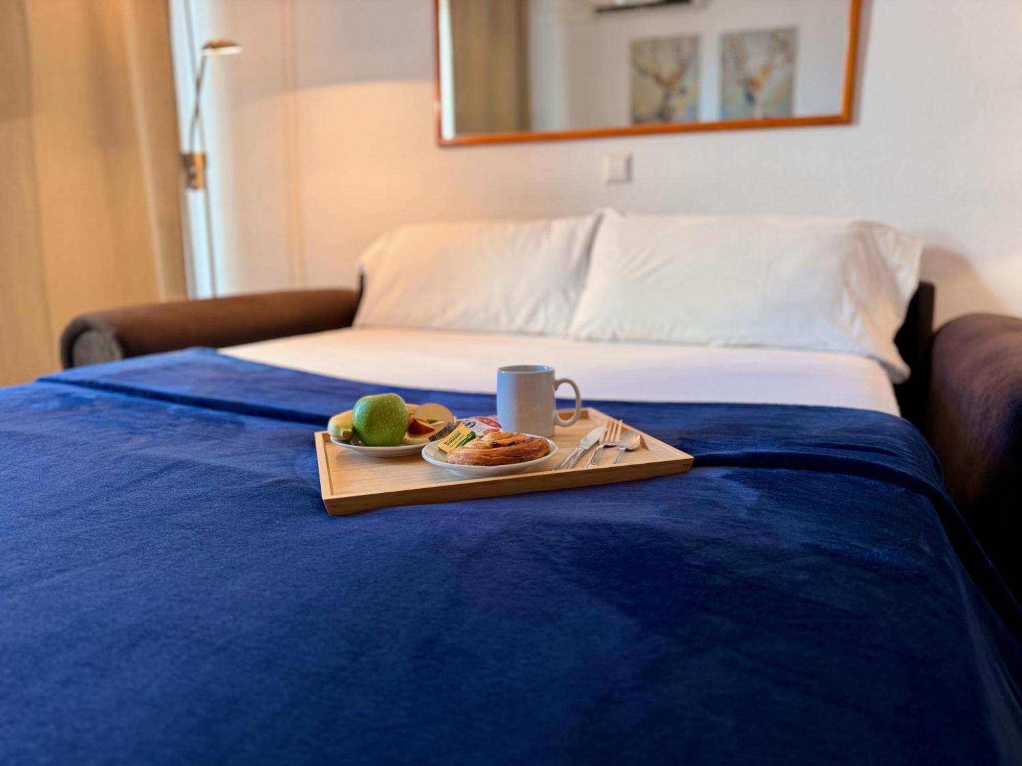 Kingfisher Apartments Benal Beach 贝纳尔马德纳 外观 照片