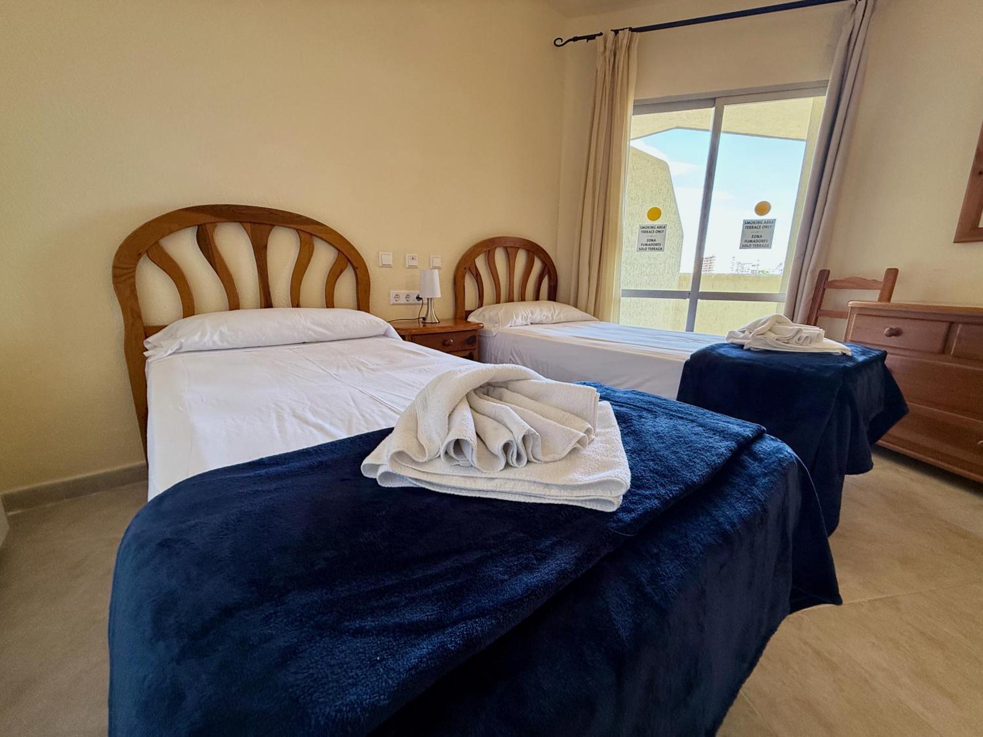 Kingfisher Apartments Benal Beach 贝纳尔马德纳 外观 照片