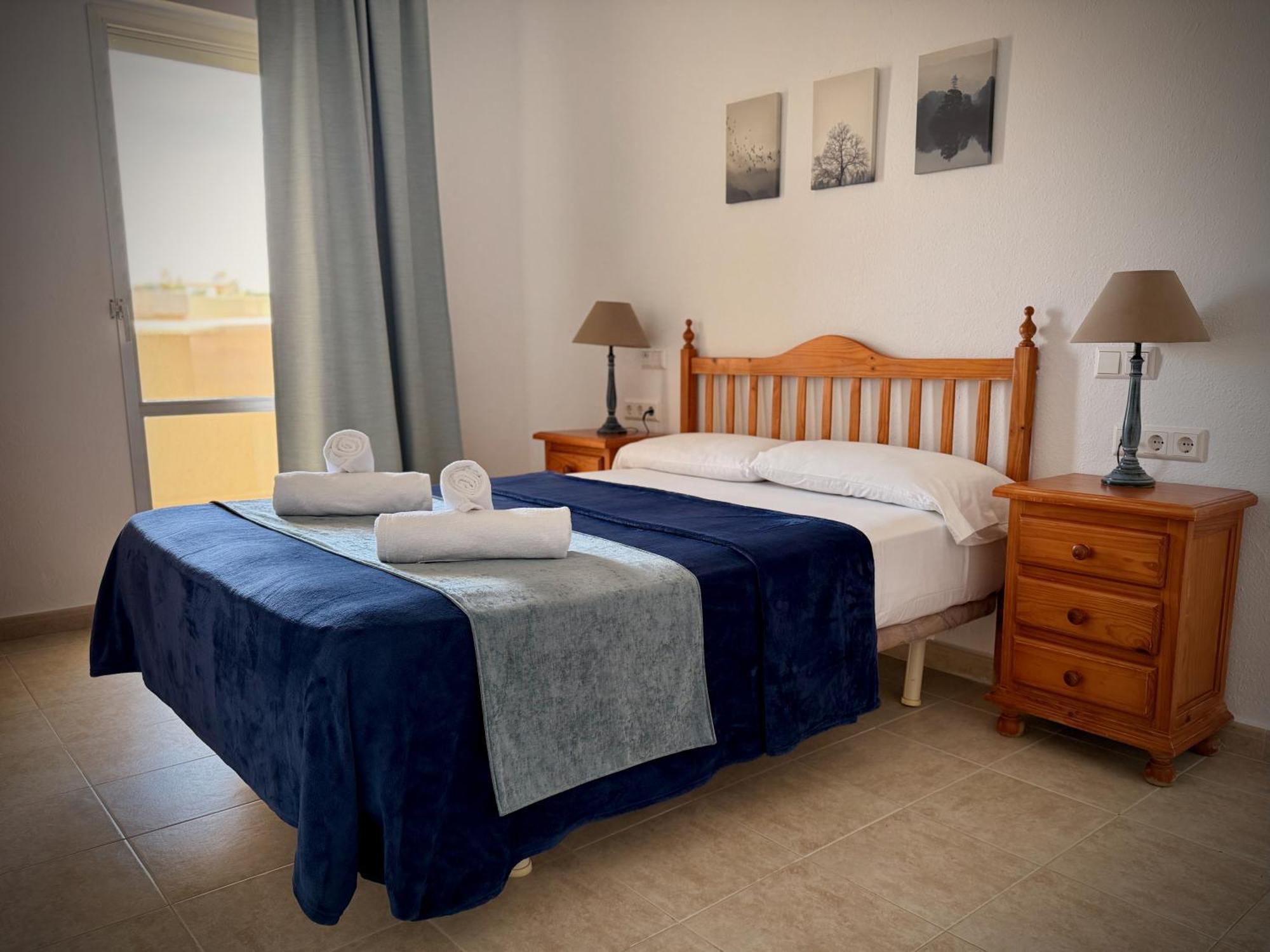 Kingfisher Apartments Benal Beach 贝纳尔马德纳 外观 照片