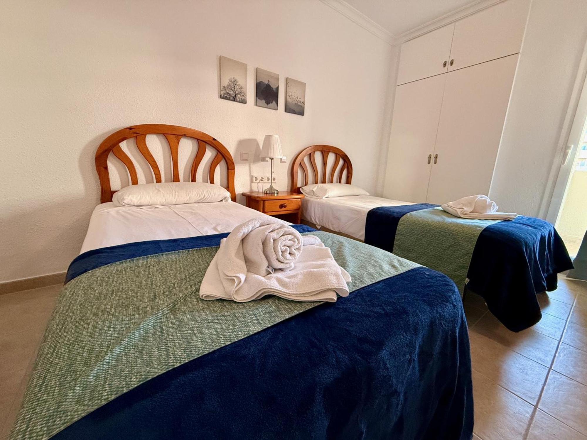Kingfisher Apartments Benal Beach 贝纳尔马德纳 外观 照片