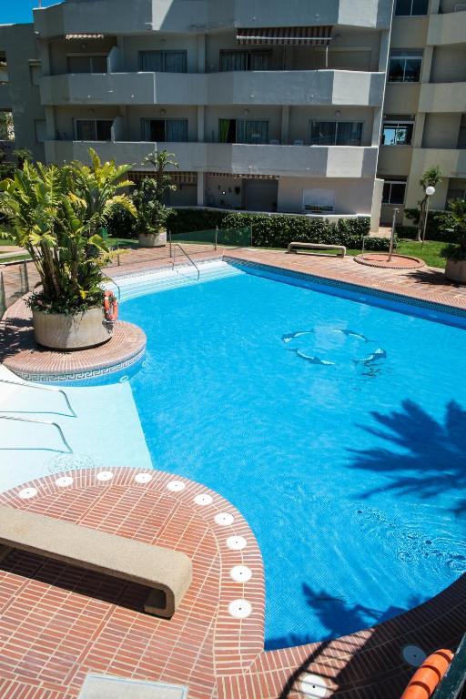 Kingfisher Apartments Benal Beach 贝纳尔马德纳 外观 照片